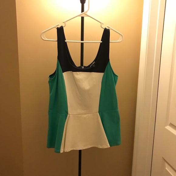 Express - Tank - Picture 2 of 6